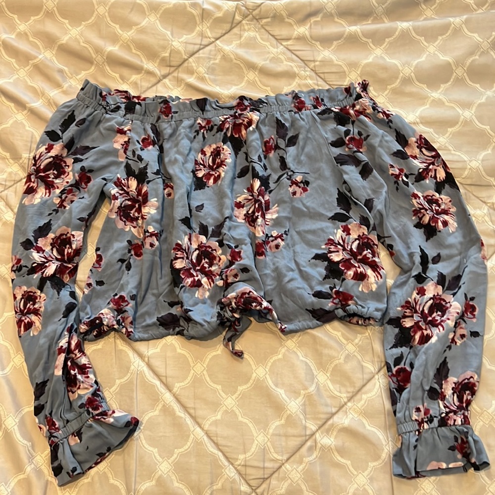 Kendall + Kylie off the should floral top